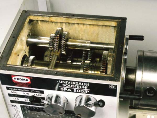 SPA-500 Креслення коробки швидкостей токарного верстата